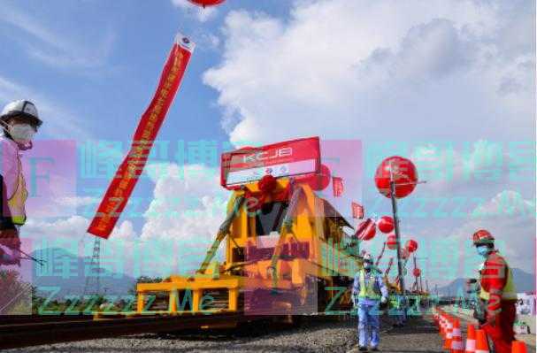 中国动车“开进”东南亚，印尼趁G20峰会测试雅万高铁