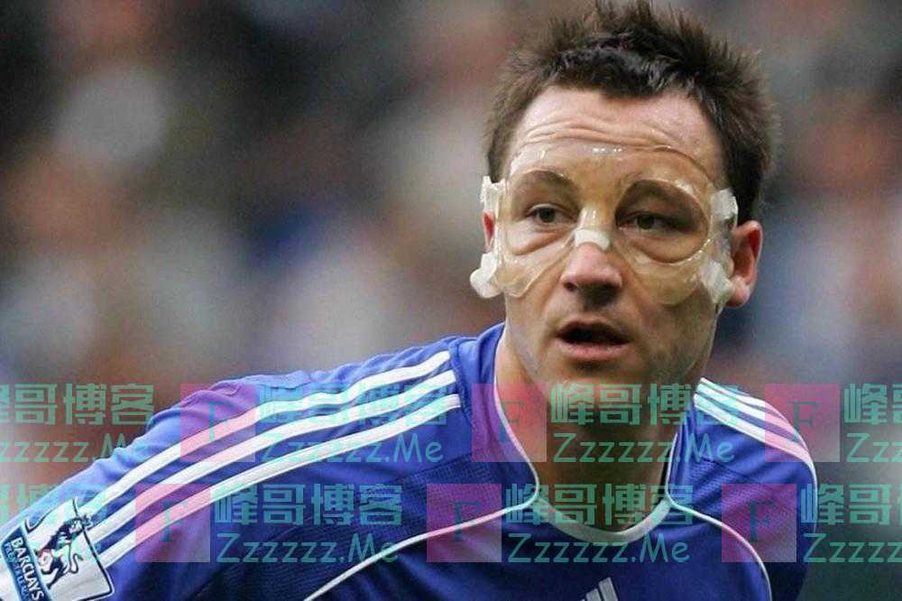 孙兴慜获准戴面具参加世界杯,足坛面具侠谁最帅气?