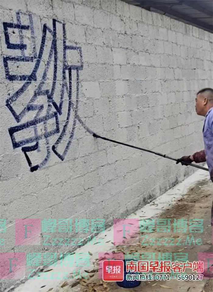 “行走的打印机”！贵港一男子手写印刷体，视频获网友点赞超400万