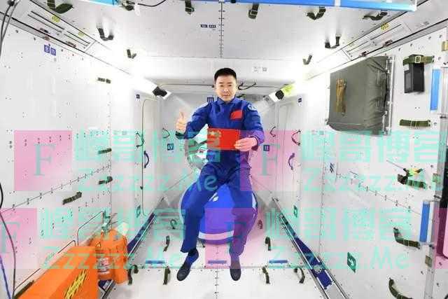 祝贺陈冬！成为我国首位在轨时长超200天航天员