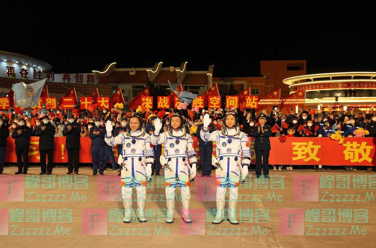 图集｜神十五航天员领命出征，即将踏上为期6个月的飞天之旅