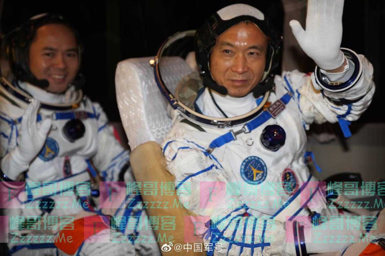 图集｜神十五航天员领命出征，即将踏上为期6个月的飞天之旅