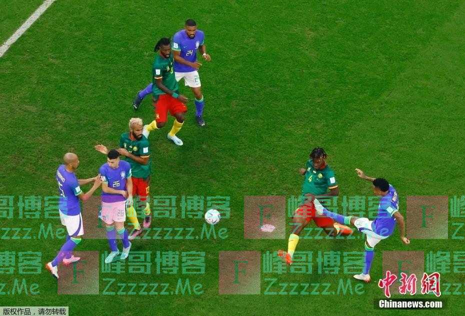 巴西队0:1不敌喀麦隆队 仍以头名晋级