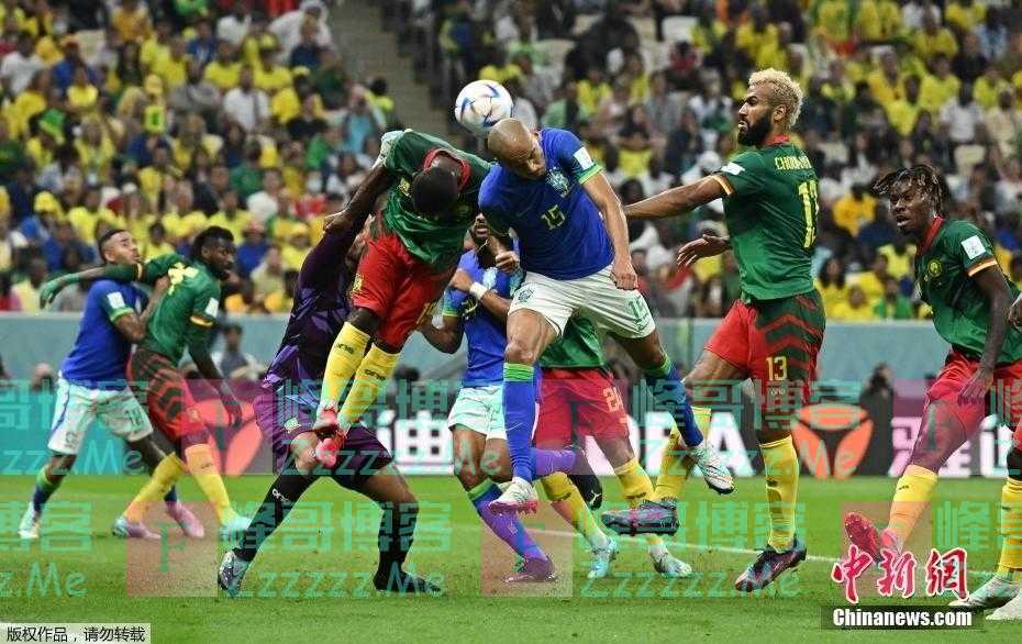 巴西队0:1不敌喀麦隆队 仍以头名晋级