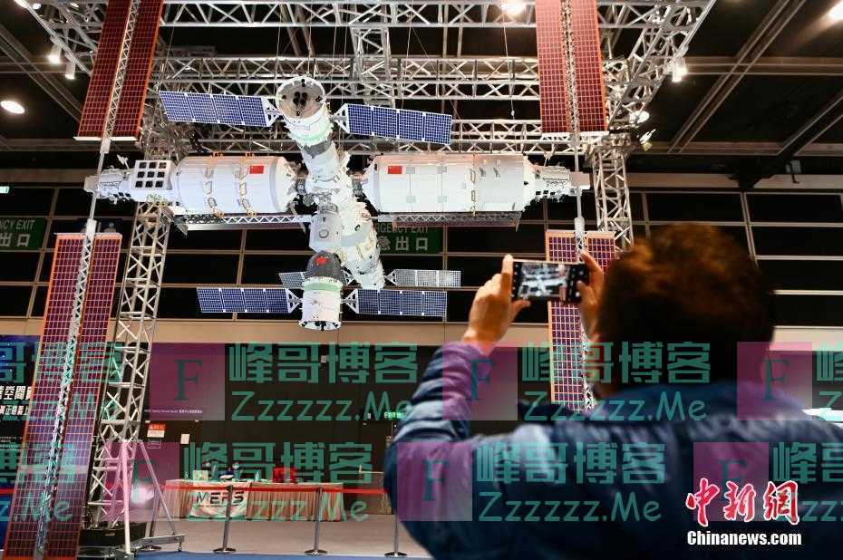 中国空间站模型等亮相香港创科博览