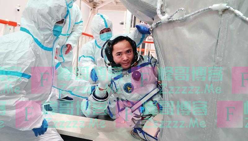 瞭望丨张陆：一路唱到太空去