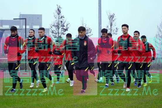 人物|前国脚杜震宇有了新角色 新年要跟U20国足打出一片新天地