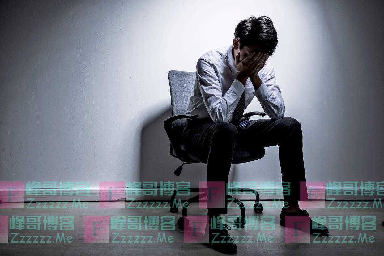 “应尽快行动”！美联储官员再“放鹰”，道指跌逾600点；贾跃亭回国？FF猛涨27%；万亿科技巨头勒紧裤腰带，官宣裁员万人