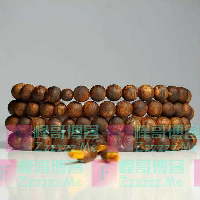 老外别人家中“捡漏”紫檀衣柜，9315万人民币反卖给原主人