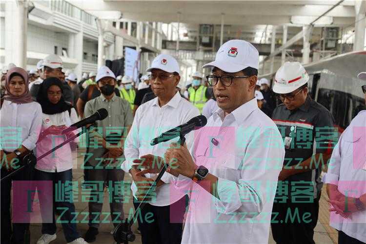 印尼交通部部长邀请中印尼媒体观摩雅万高铁项目
