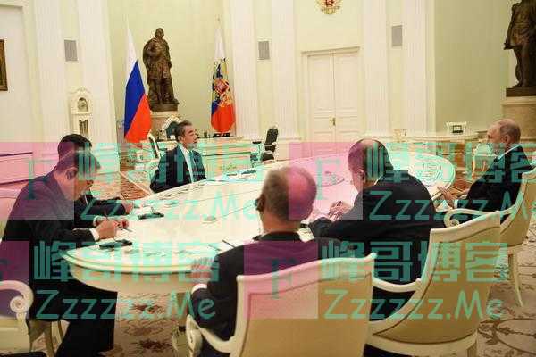 俄罗斯总统普京会见王毅