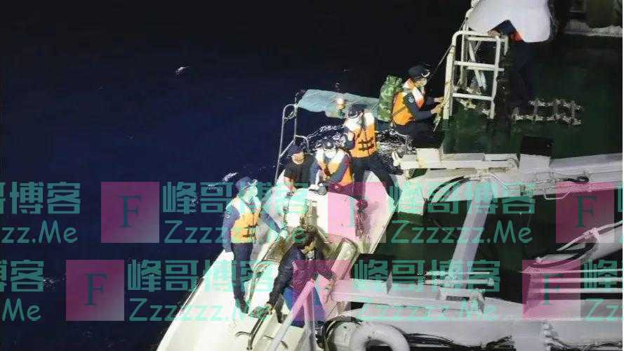 分秒必争!海警万山舰海空接力救援