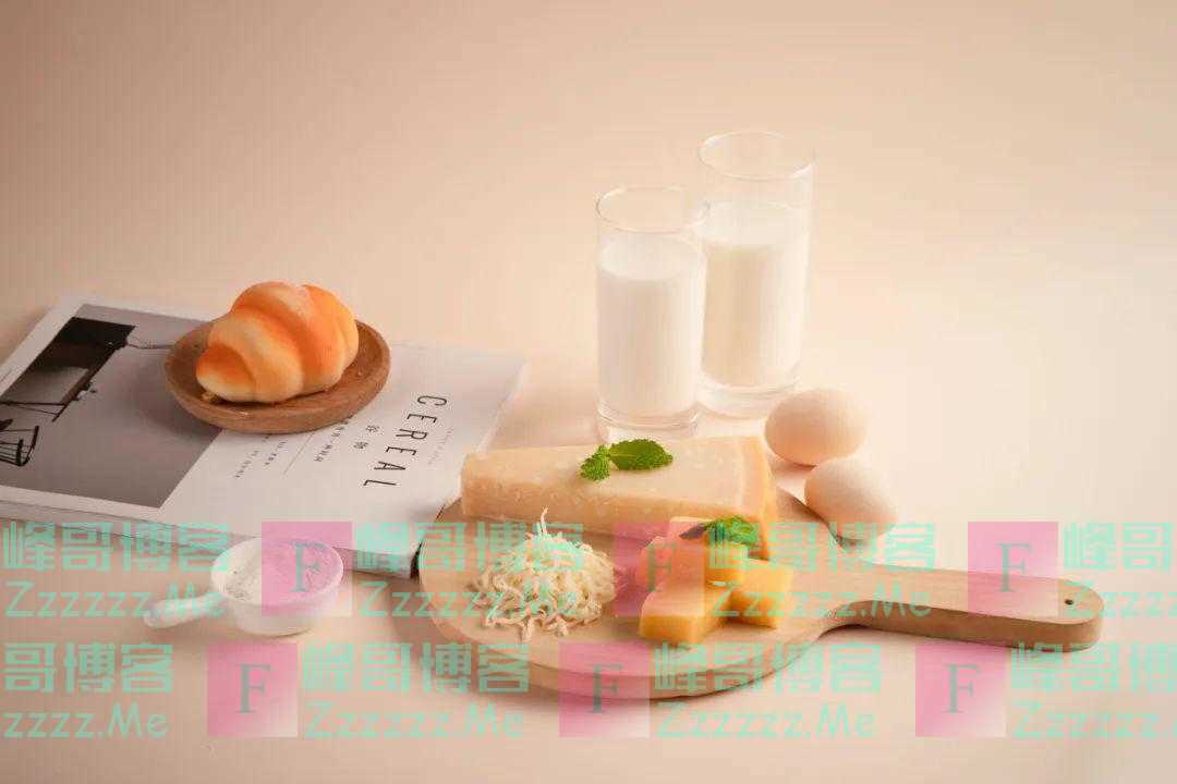 牛奶千万别这样喝，浪费营养又伤肾，还是老年痴呆的元凶！4个错误很多人都在犯！