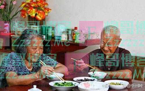 长寿不在于运动，我奶奶93岁了，现在身体健康，啥病都没有