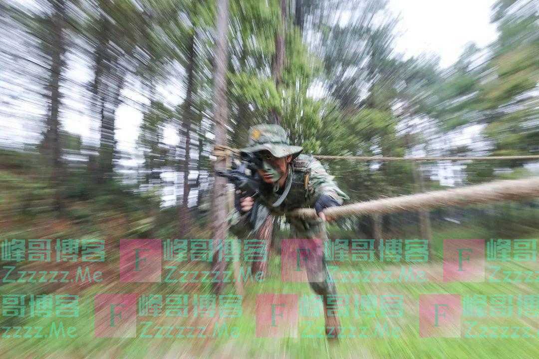 火箭军某部特种警卫集训队密林淬火砺尖刀