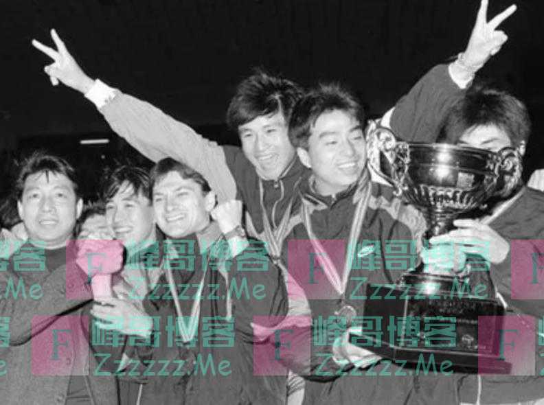 不少人津津乐道徐根宝的“抢逼围”，当年的上海足球还有一个特别称号｜睡前分享