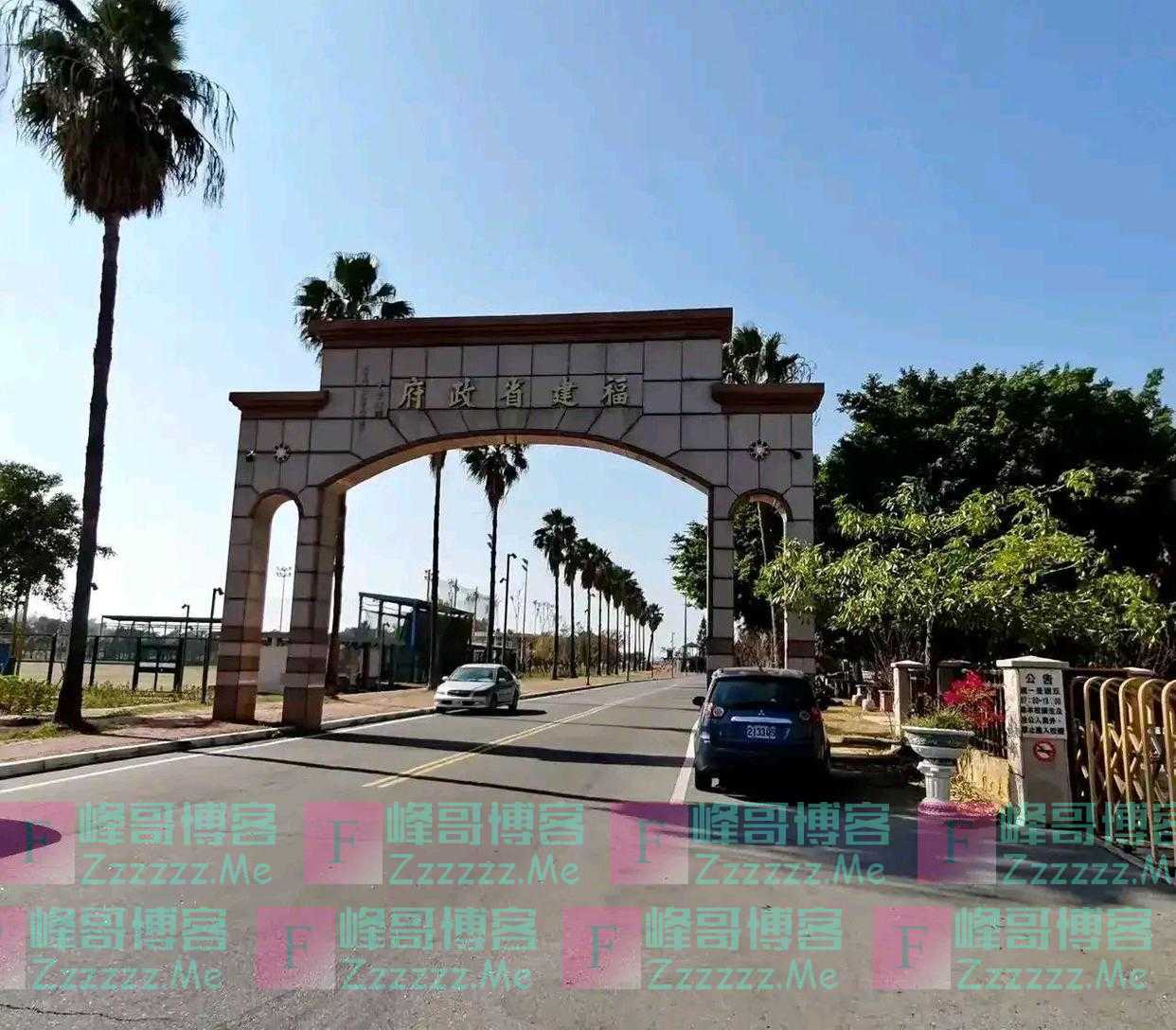 金门县的“福建省政府”已退出历史舞台，但招牌仍在