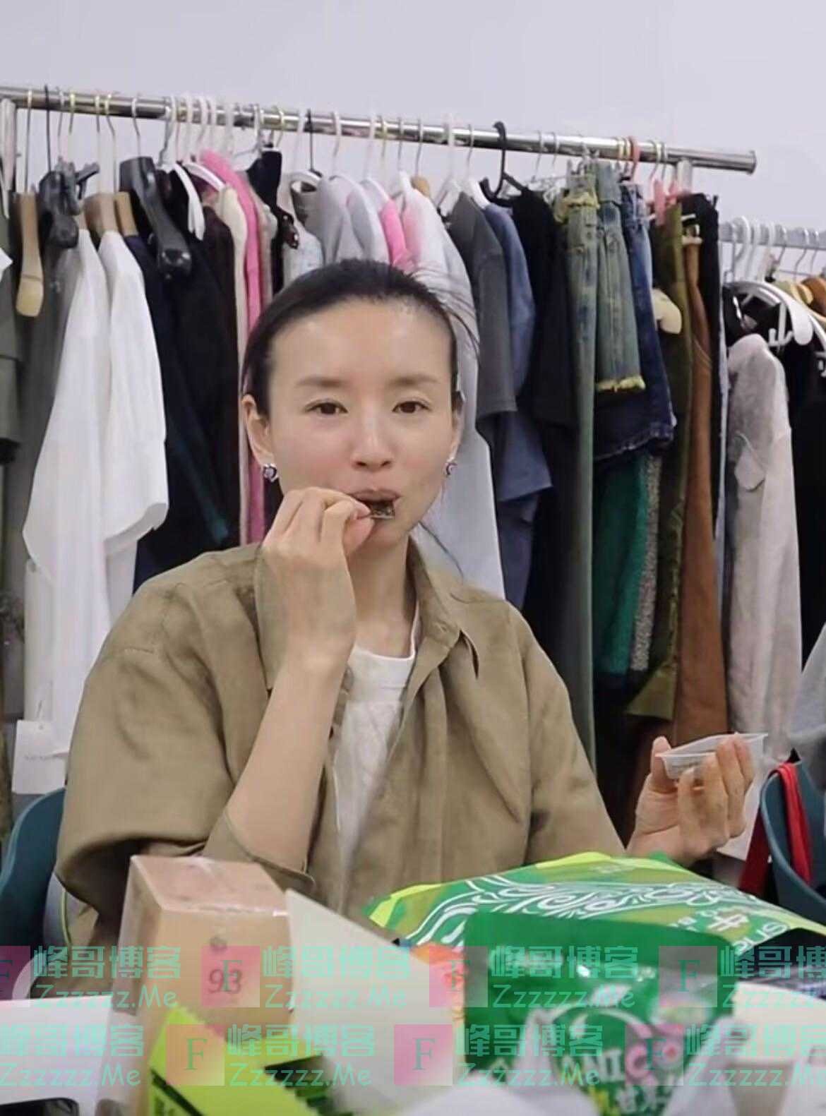 离开了美颜滤镜之后的董洁,原来长这样!