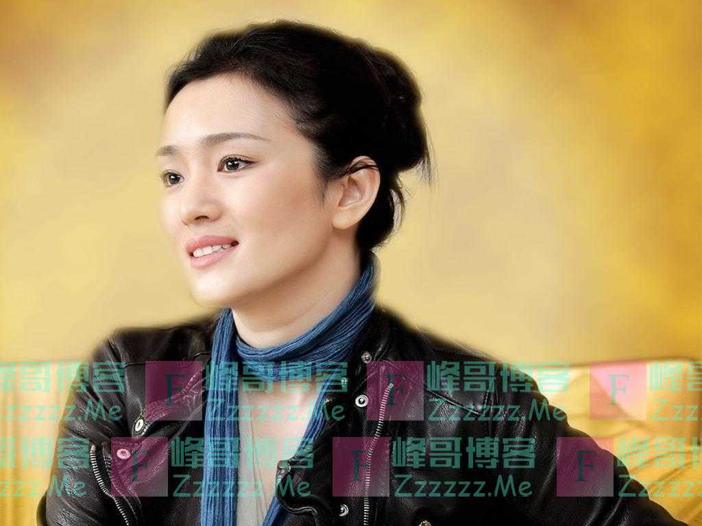 陪马克龙访华的巩俐，“野心”全在脸上，早已走上另一条大道