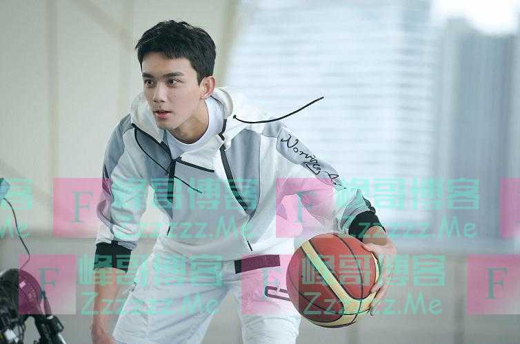 杭州女生和小7岁男友恋爱，晒开销火了：姐弟恋的底气来自这！