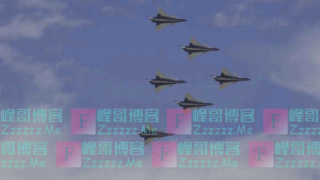 换装歼-10C！亮相马来西亚！