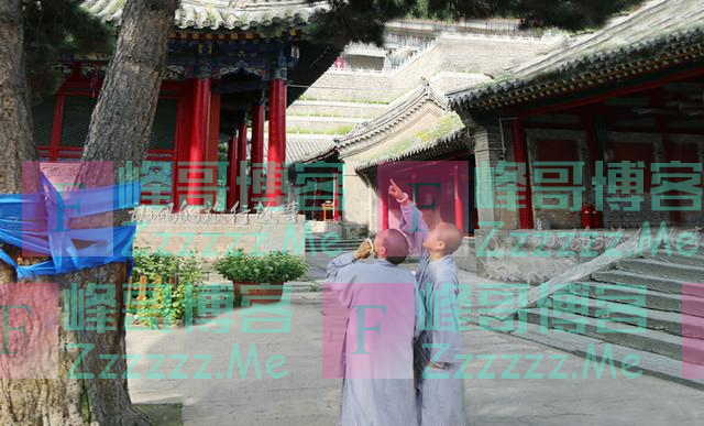 五台山上漂亮“尼姑”越来越多,为何会出现在这?导游:少靠近