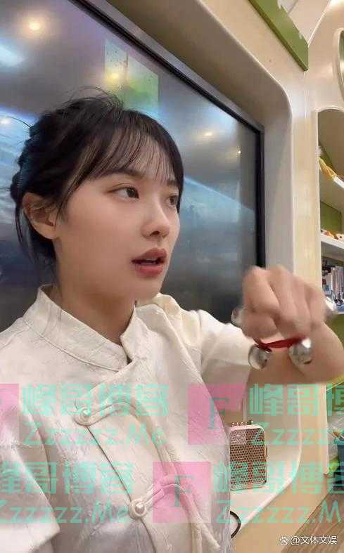 “挖呀挖”黄老师，身高158cm，颜值高身材棒