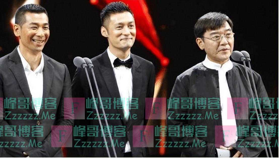 70岁李立群到台湾妹妹家蹭饭，爱国妹妹将其撵走，痛骂他是两面人