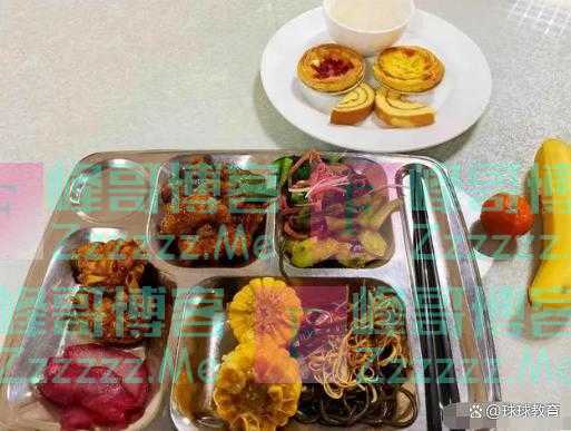 2元的公务员食堂，外面50元都买不到，15元的学生食堂更为心酸