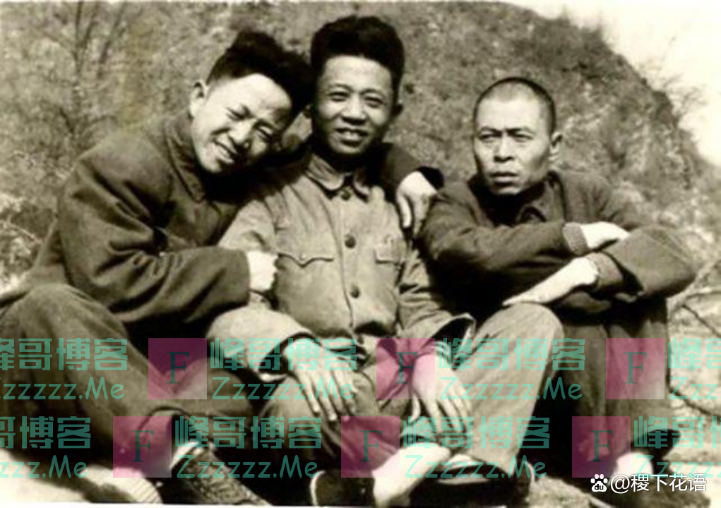 他父兄皆为革命牺牲，侄子开国少将，长子正国级，三个儿女是将军