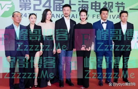 45岁左小青同框51岁吴越，“打针脸”和天然脸的差距一目了然