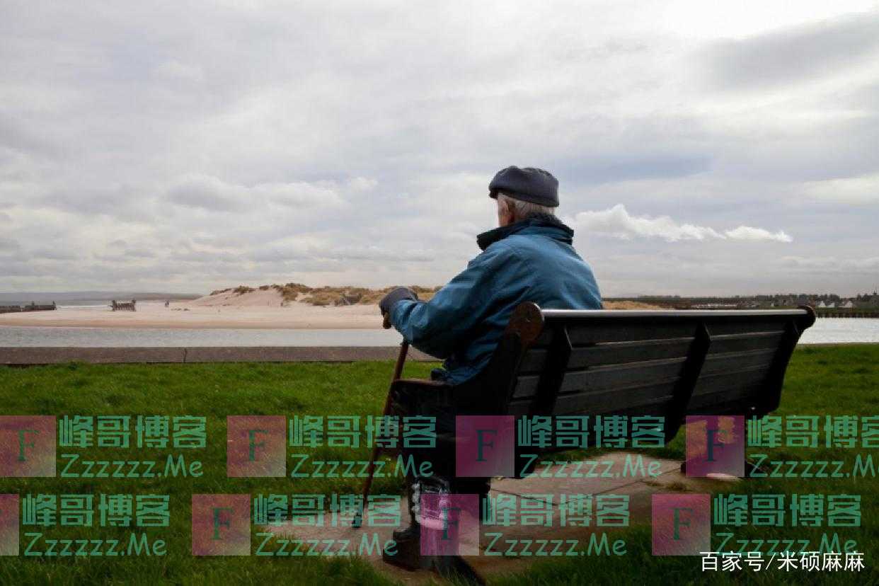 “宁要没本事儿子一个,不养有出息闺女”,老人道出了养老真相
