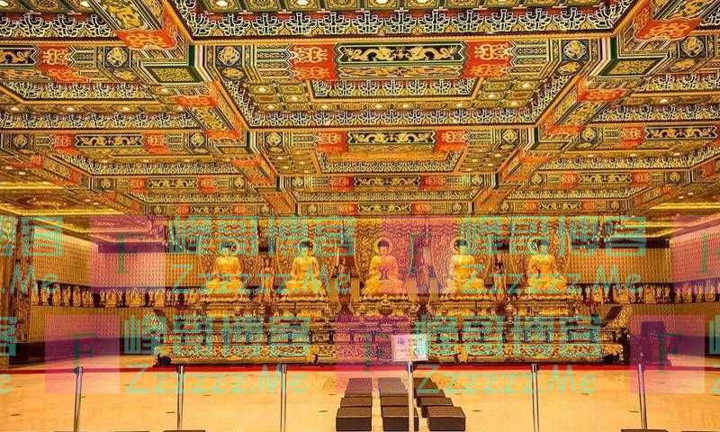 “黑丝尼姑”释智定，白天在庙里当尼姑，晚上豪华别墅开派对