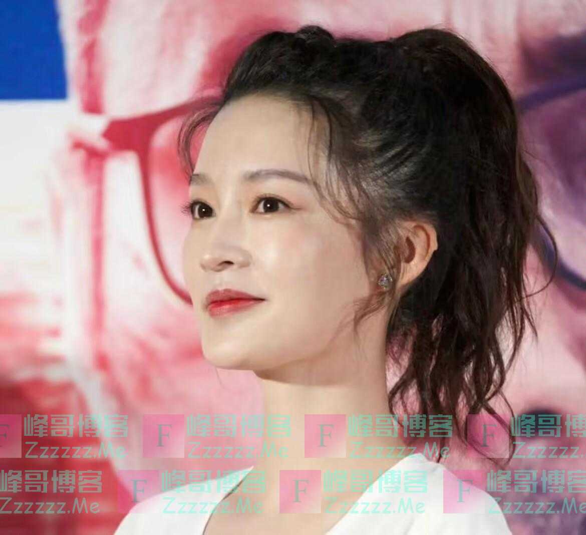 “没整过容”的脸有多优越？看看路人镜头下的李沁，你就明白了！