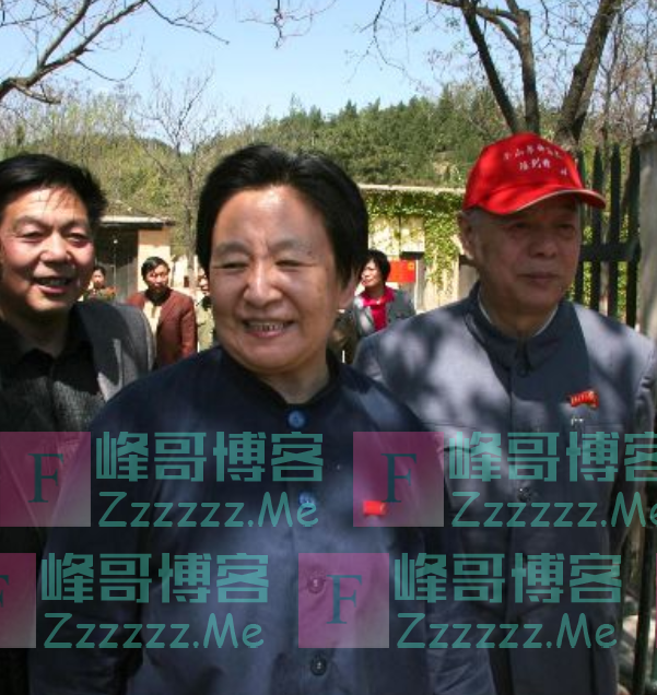 李讷晚年显福态,方脸宽额酷似毛主席,买车身份暴露,厂长执意送