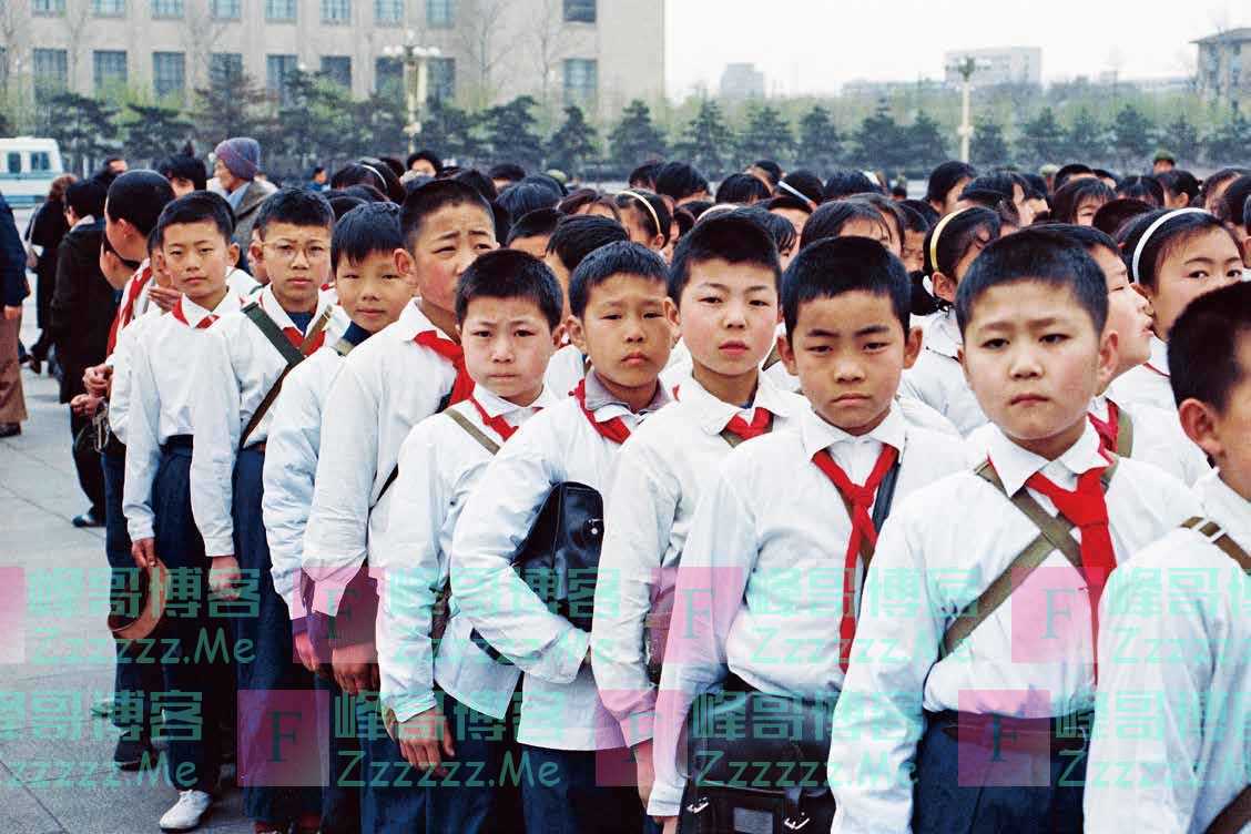 “寻人启事”：老照片里的八十年代中国小朋友，你现在在哪？