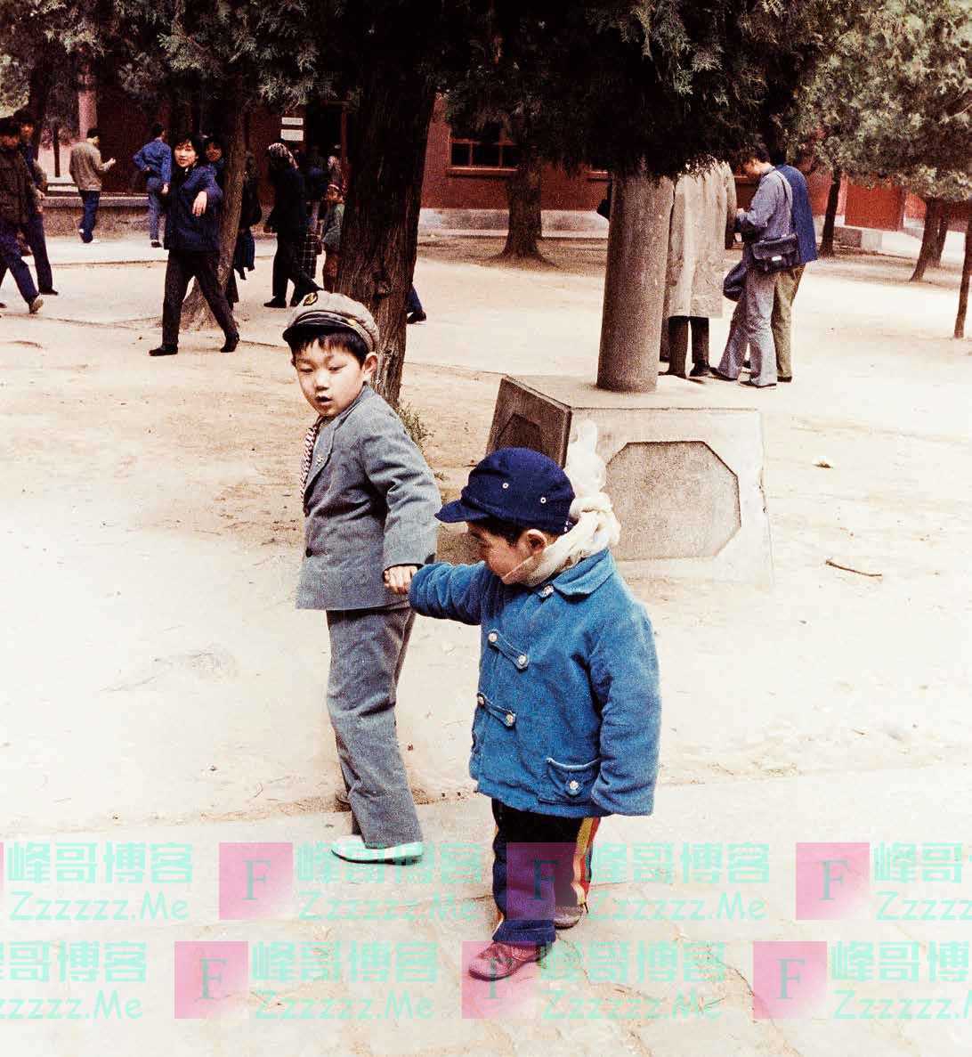 “寻人启事”：老照片里的八十年代中国小朋友，你现在在哪？