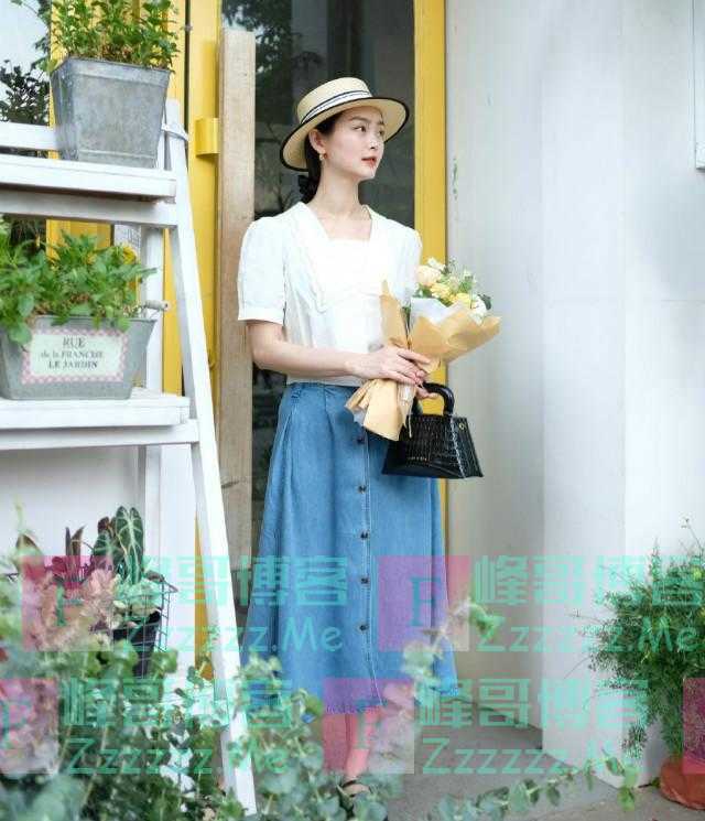 满大街的“挤奶衫”，今夏流行这样穿，不仅洋气显瘦，还有女人味