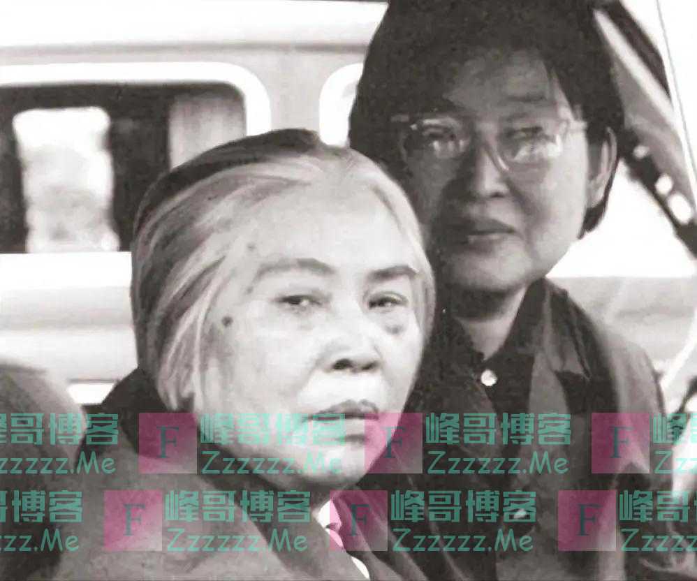 76年江青垮台后，组织问贺子珍有何请求，她说出藏了30多年的心愿