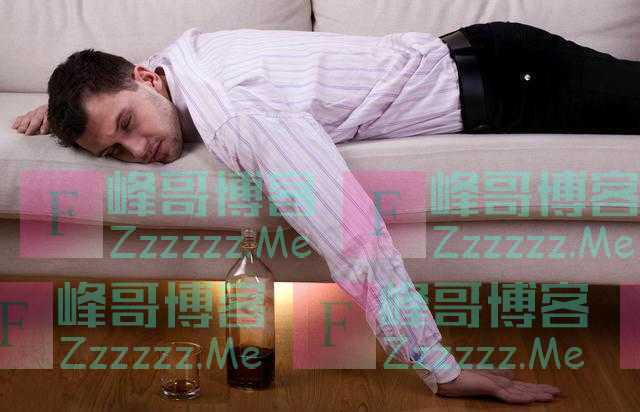 男性晨起后的2个行为，或比喝酒还伤肝，多数人还蒙在鼓里