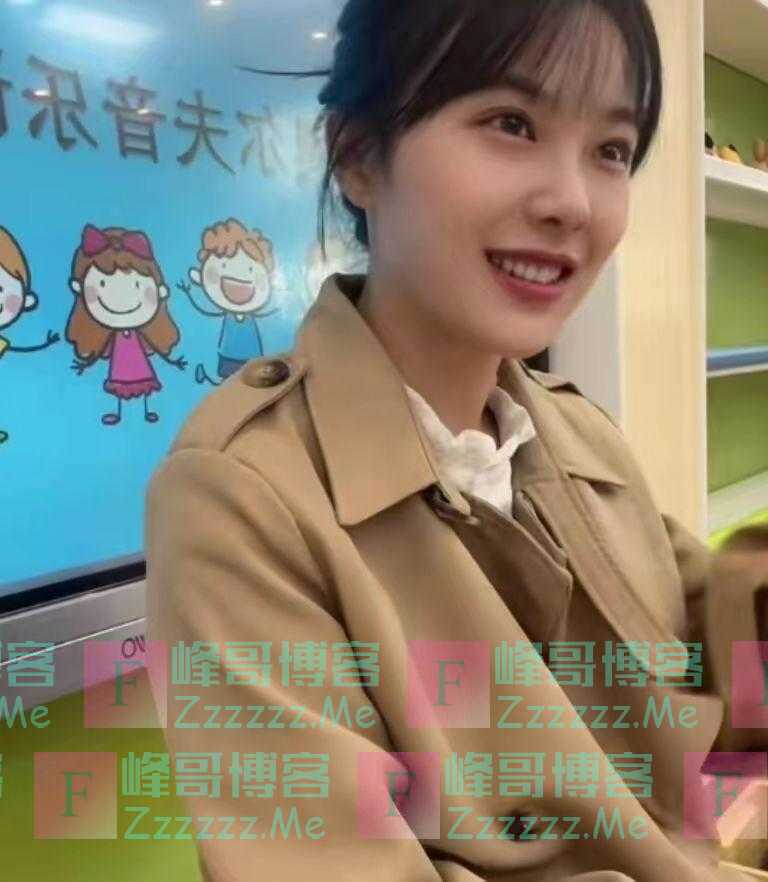 黄老师生活照流出，我大概知道为什么火的是她而不是桃子老师了