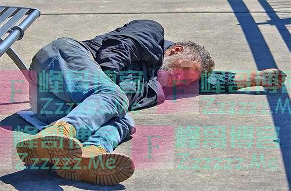 回顾：沈阳司机倒车时，大爷离车7米倒下，向车主索赔17万，判了