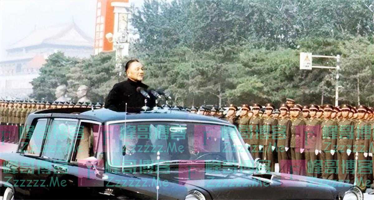 毛主席像已挂在天安门74年，还会挂多久？邓小平同志早给出了答案