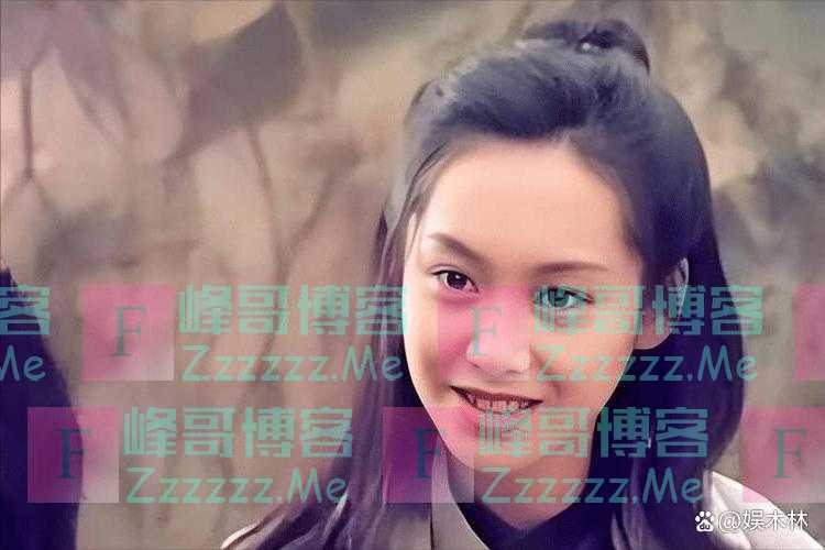 52岁朱茵现状曝光：住深山残屋，开97年破车，昔日女神怎么了？