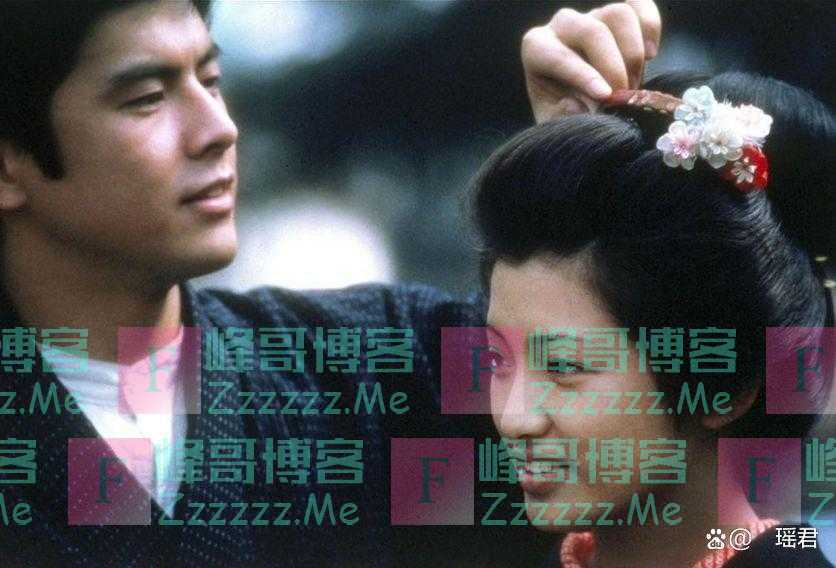 山口百惠：40年前的日本女神，巅峰时嫁人隐退，今64岁终坠入凡尘