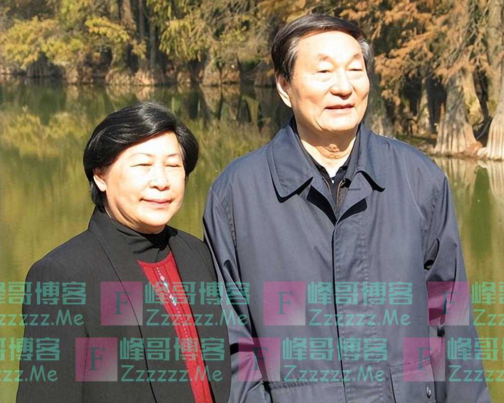 朱镕基家人情况:当众称夫人劳安“可爱”,一儿一女皆成栋梁之才