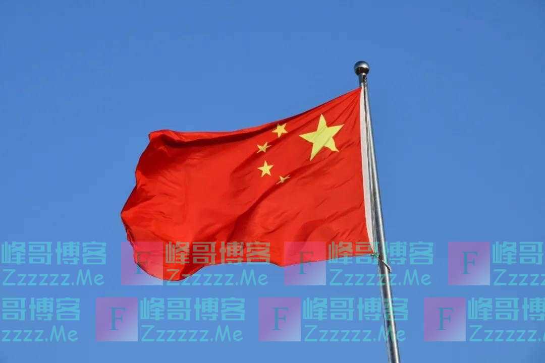 中美激烈交锋后，布林肯车队深夜离场，王毅三句话让人印象深刻