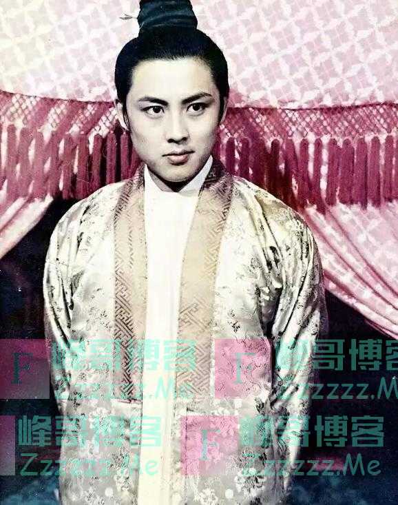 《红楼梦》第一美男贾琏,与女演员对戏太投入,曾被央视领导提醒