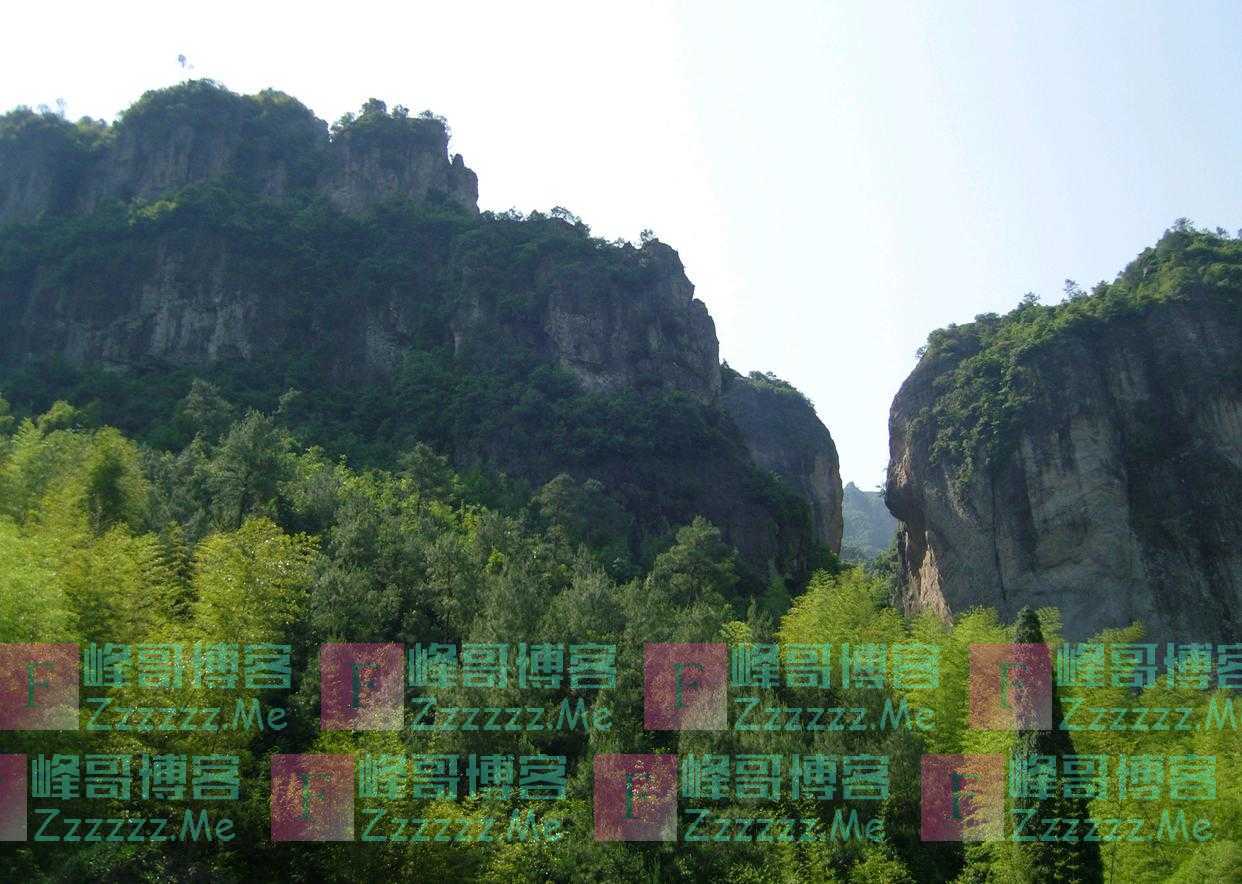 英国游客拍到浙江“雁荡山”照片，引发热议：简直是大自然的馈赠