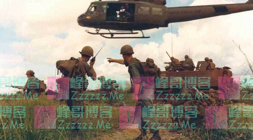 1987年中越交锋最惨烈的一役,让邓公为之落泪,黑豹行动仅8人回来